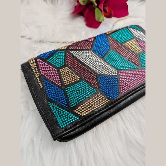 Rhinestone silver chain purse - Picture 4 of 14